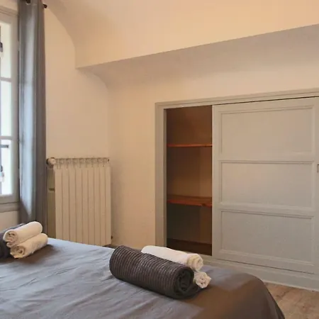 Studio Situe A 250m Hopital 1km Hyper Centre Apartment *